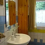 شقة Hermannstein الميناو
